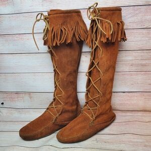 Minnetonka 1422 Brown Leather Knee High Fringe Moccasin Boots Womens Sz 8